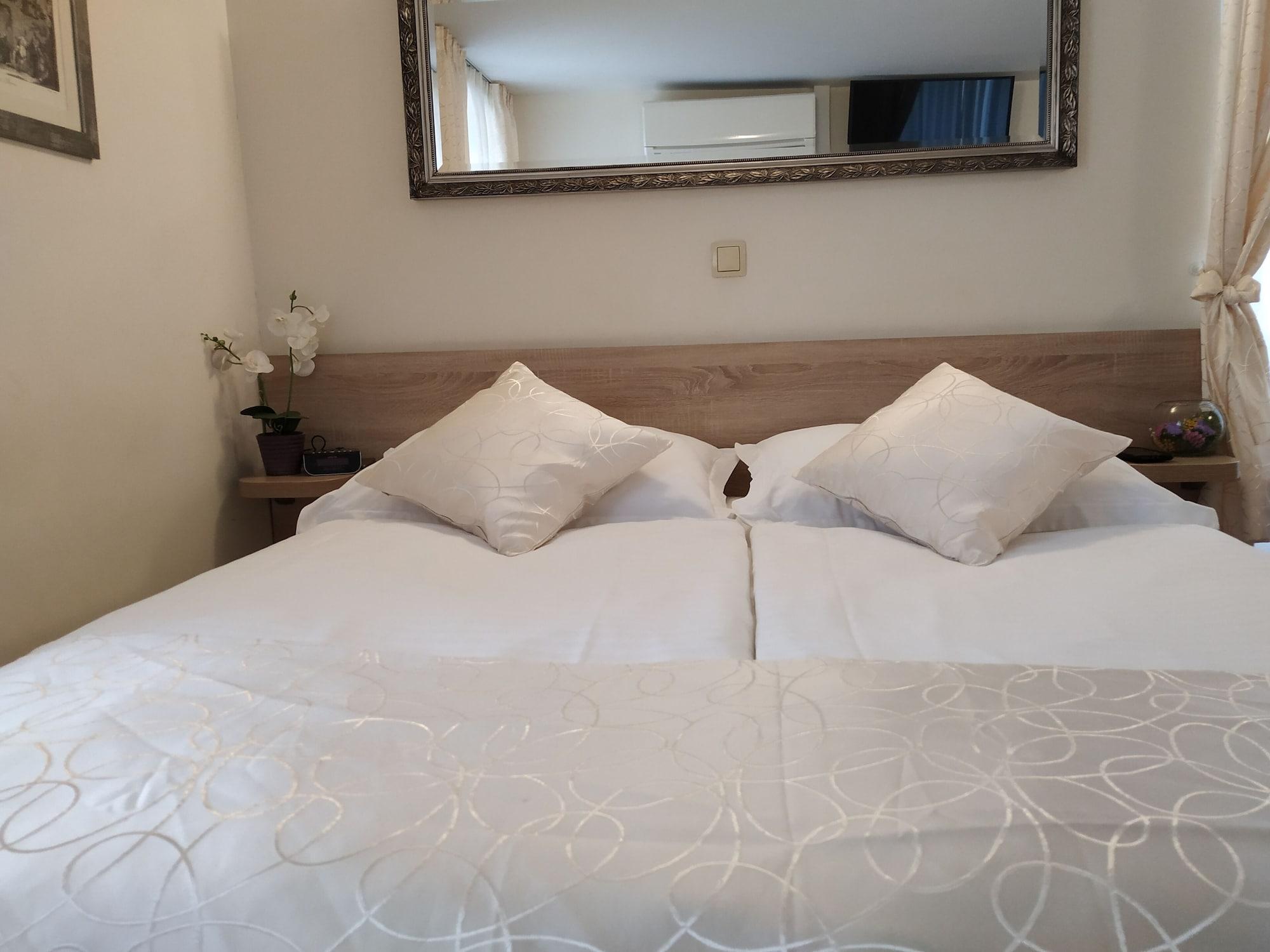 Hotel Kastel 1700 สปลิท ภายนอก รูปภาพ